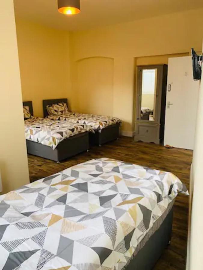 8 Fish Street, Budget City Centre Accomodation Leeds  Exterior foto